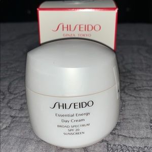 New Shiseido Essential Energy Day Cream SPF 20